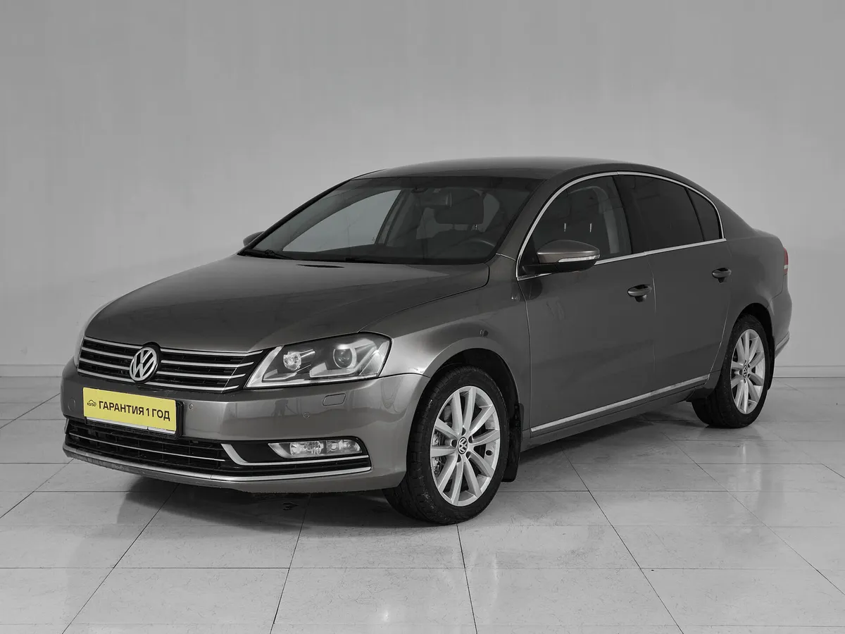 Volkswagen Passat B7 · Highline