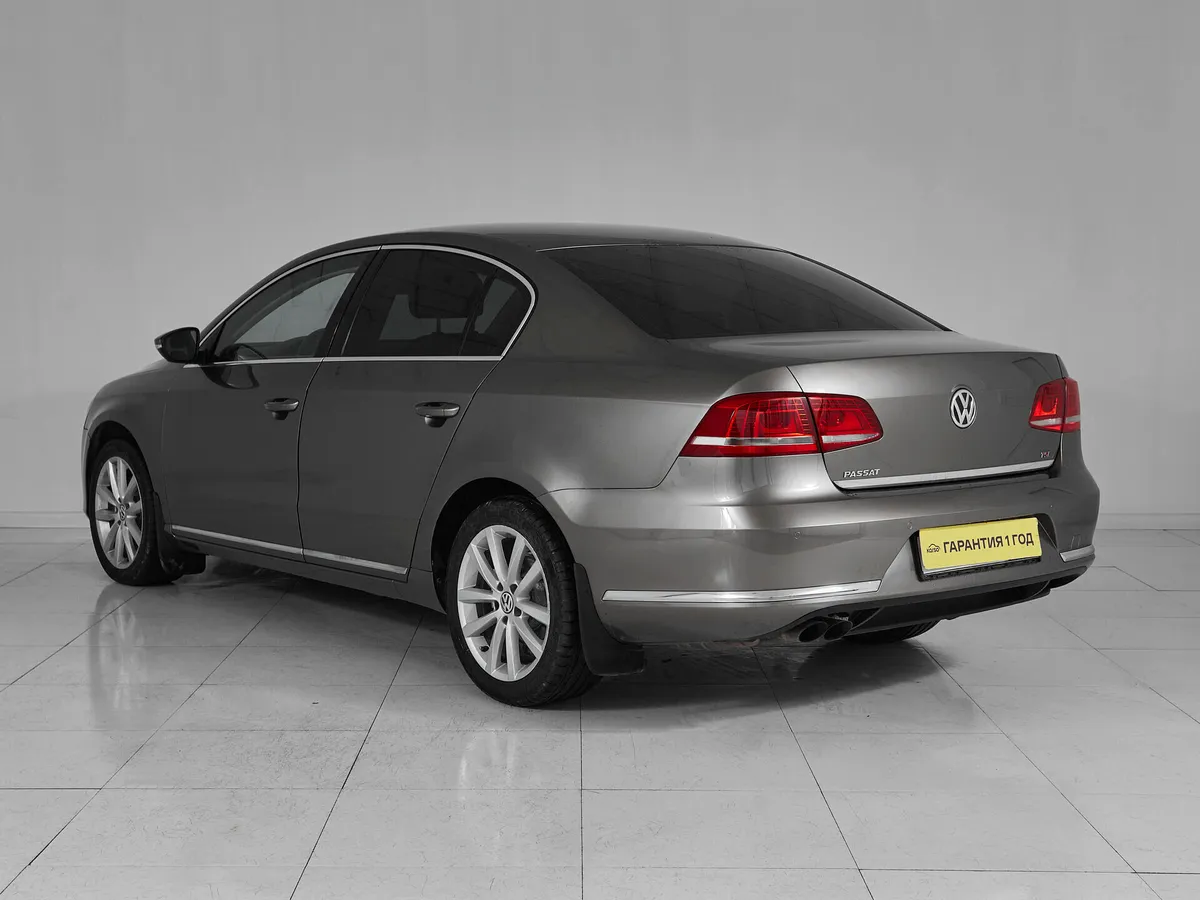 Volkswagen Passat B7 · Highline — фото 4