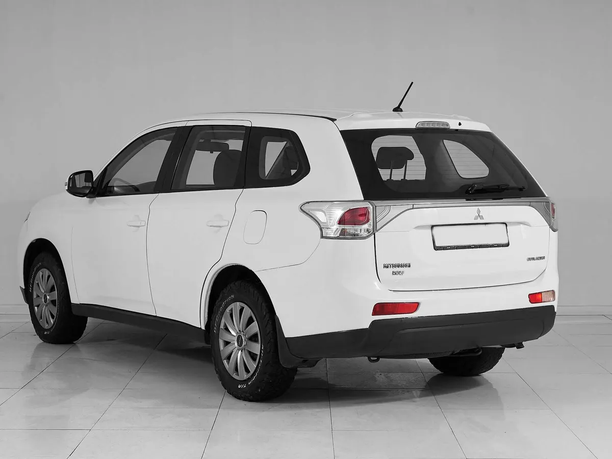 Mitsubishi Outlander III · Invite — фото 4