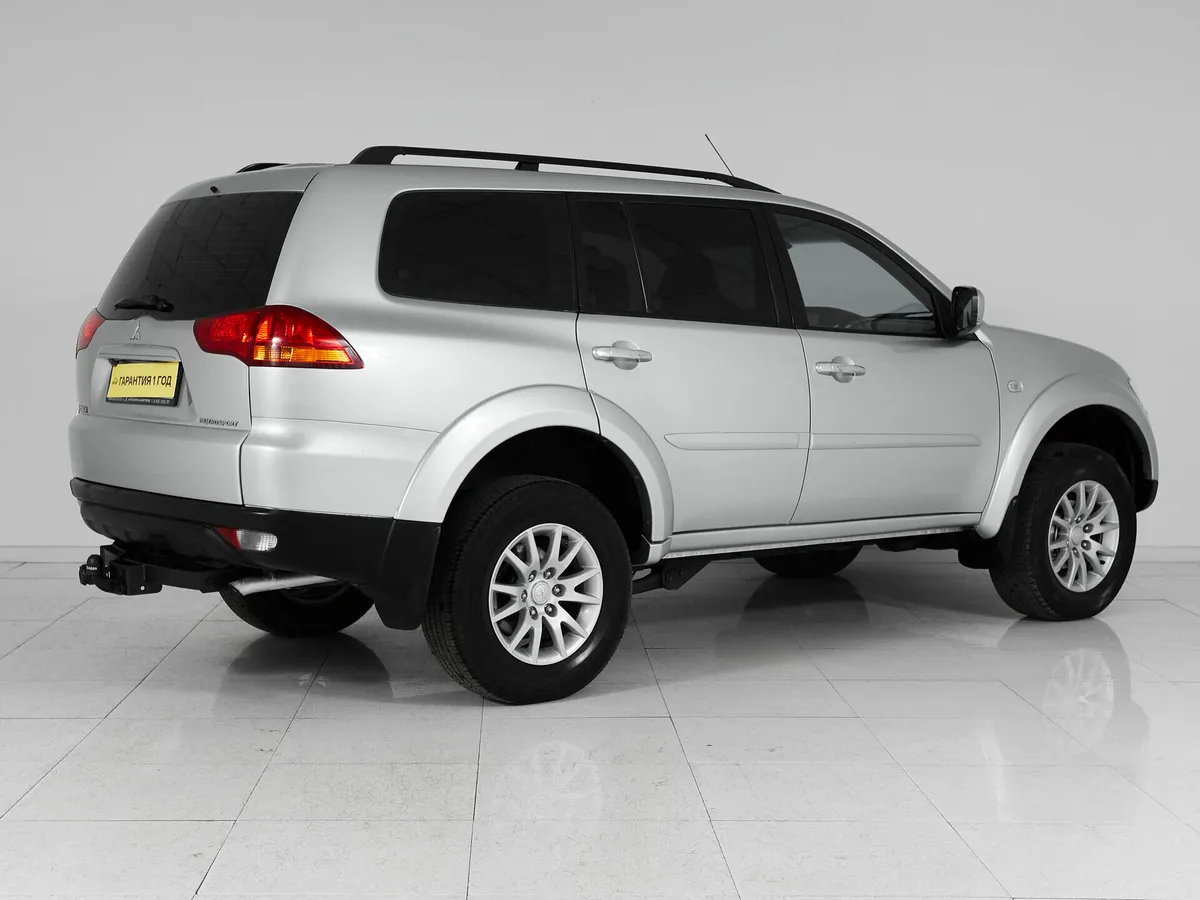 Mitsubishi Pajero Sport II · Intense — фото 4