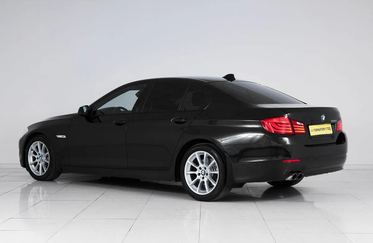 BMW 5 серии VI (F10/F11/F07) — фото 4