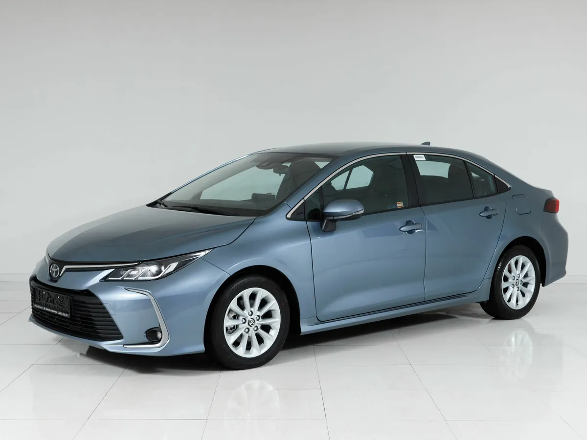 Toyota Corolla XII (E210) · Pioneer