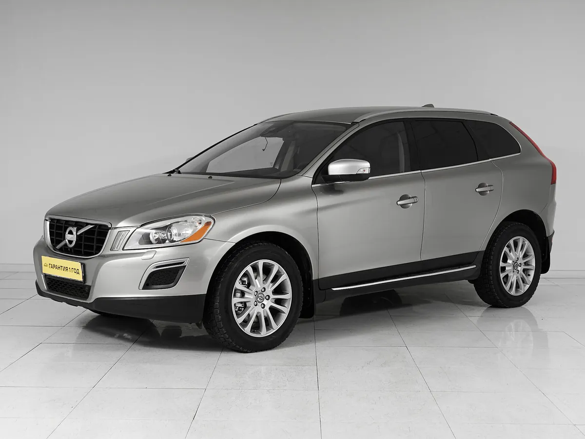 Volvo XC60 I · Momentum