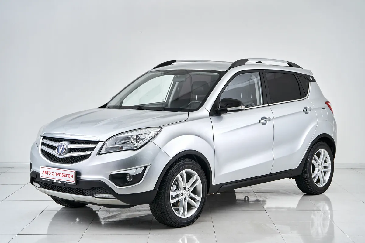 Changan CS35 I · LUXE