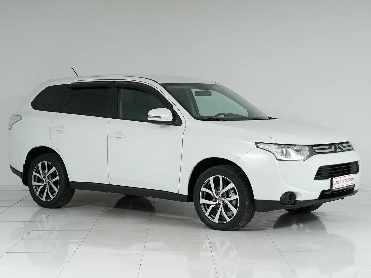 Mitsubishi Outlander III · Invite — фото 3