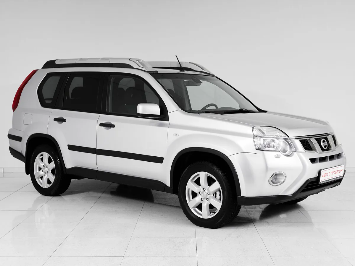 Nissan X-Trail II · LE (metallic) — фото 3