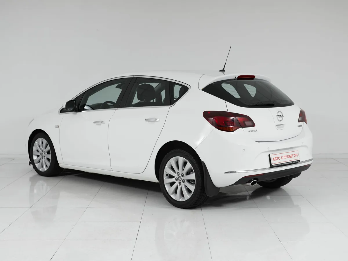 Opel Astra J Рестайлинг · Cosmo — фото 5