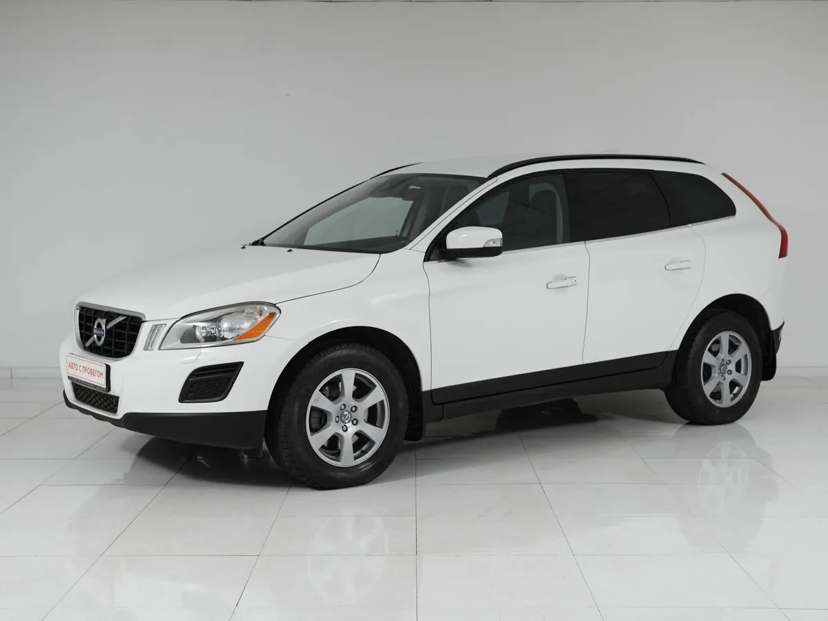 Volvo XC60 I · Momentum