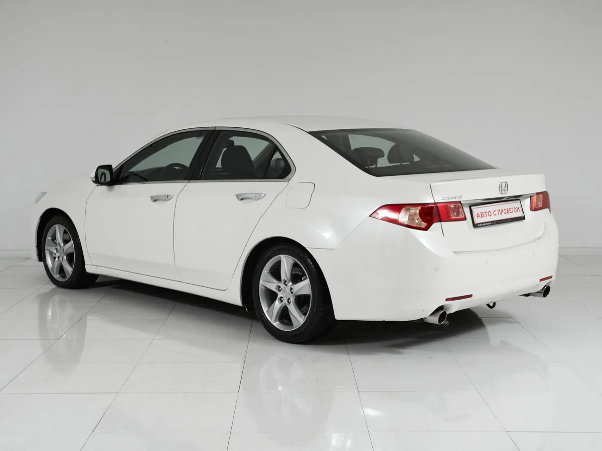 Honda Accord VIII Рестайлинг — фото 4