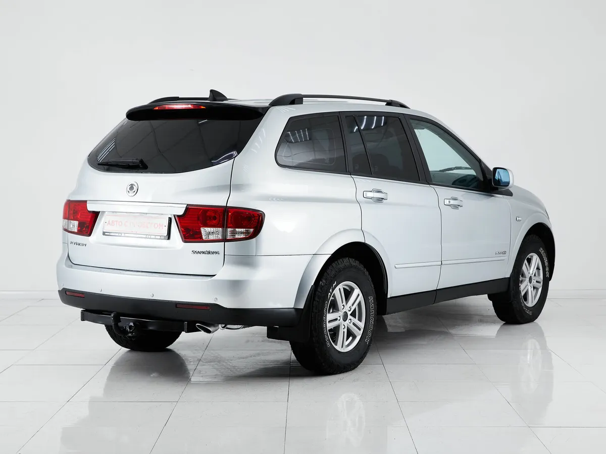 SsangYong Kyron I Рестайлинг — фото 5