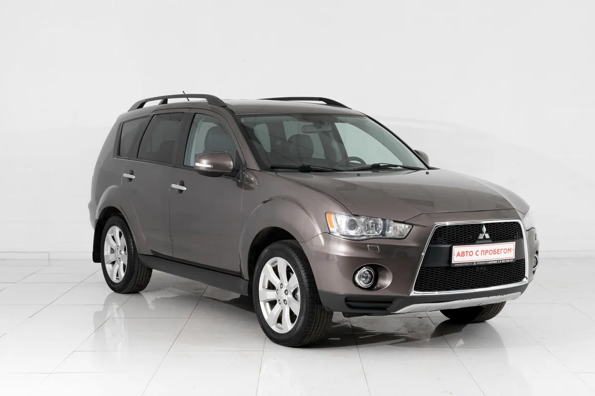 Mitsubishi Outlander II Рестайлинг · Ultimate — фото 3