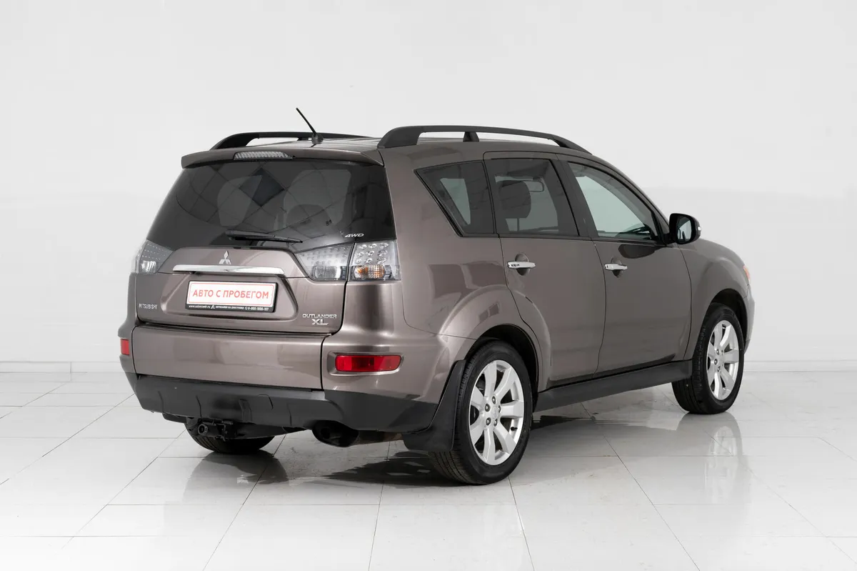 Mitsubishi Outlander II Рестайлинг · Ultimate — фото 4