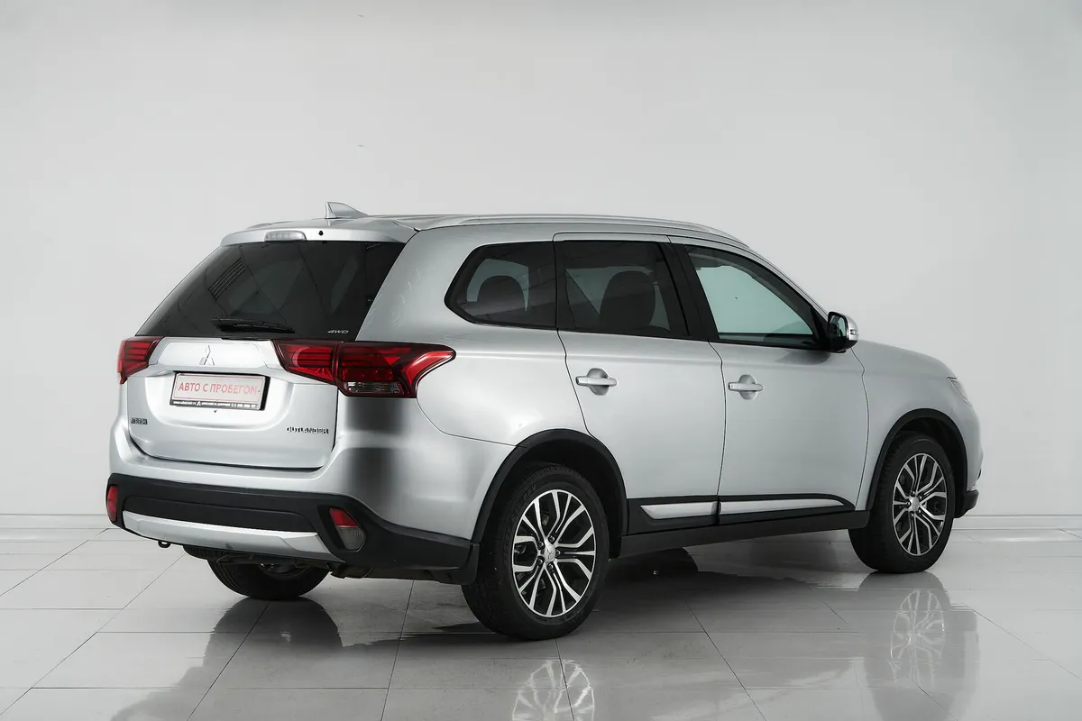 Mitsubishi Outlander III Рестайлинг 2 · Instyle — фото 5