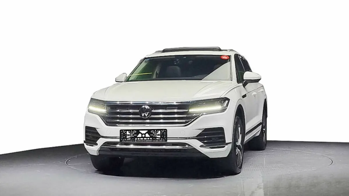 Volkswagen Touareg III · Status — фото 2