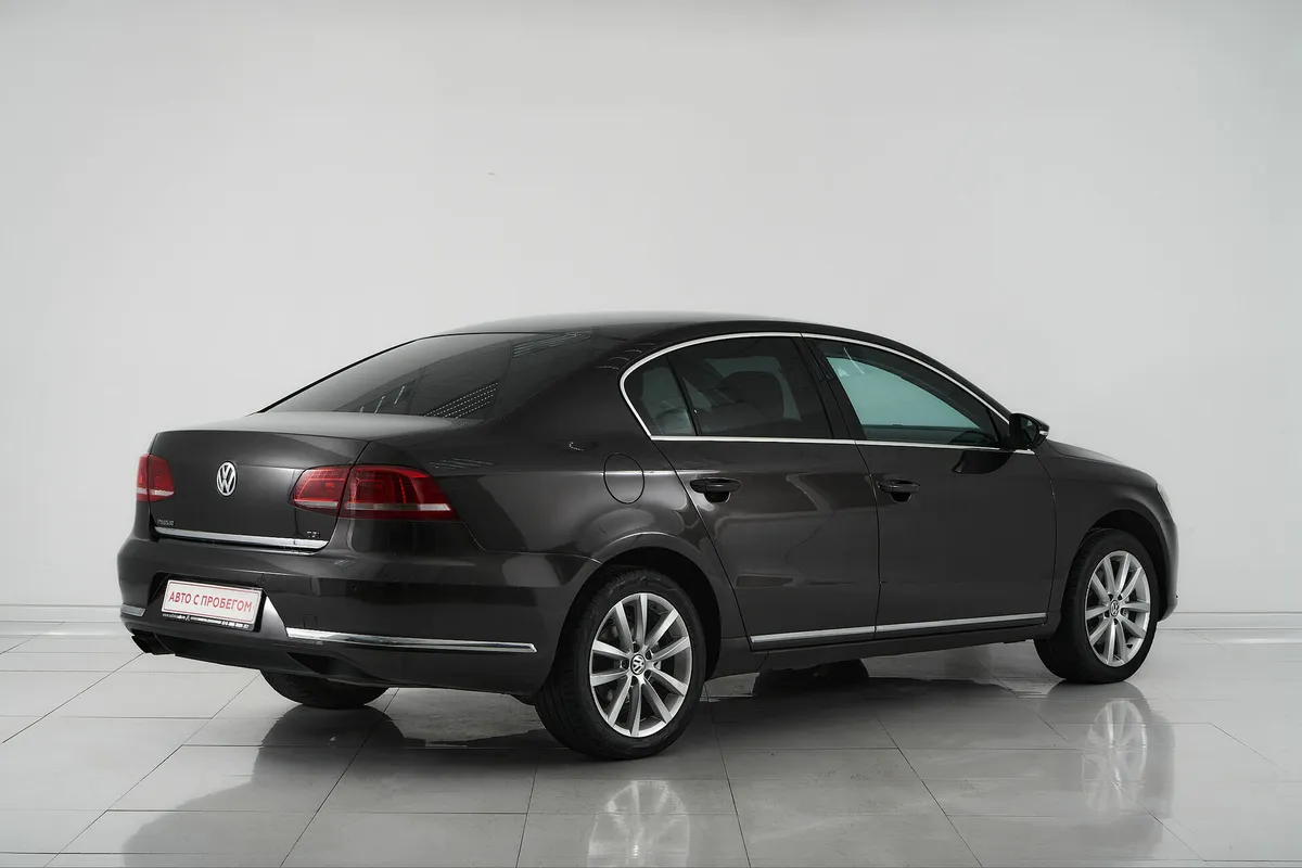 Volkswagen Passat B7 · Highline — фото 5