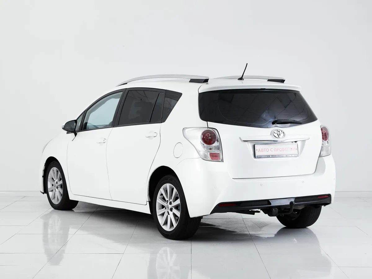 Toyota Verso I Рестайлинг · Комфорт — фото 5