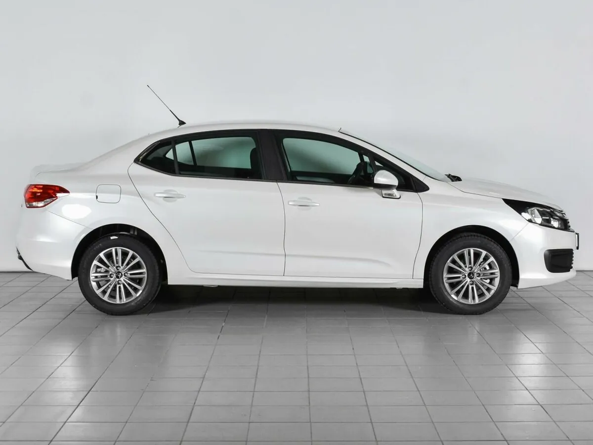 Citroen C4 II Рестайлинг · SHINE — фото 4