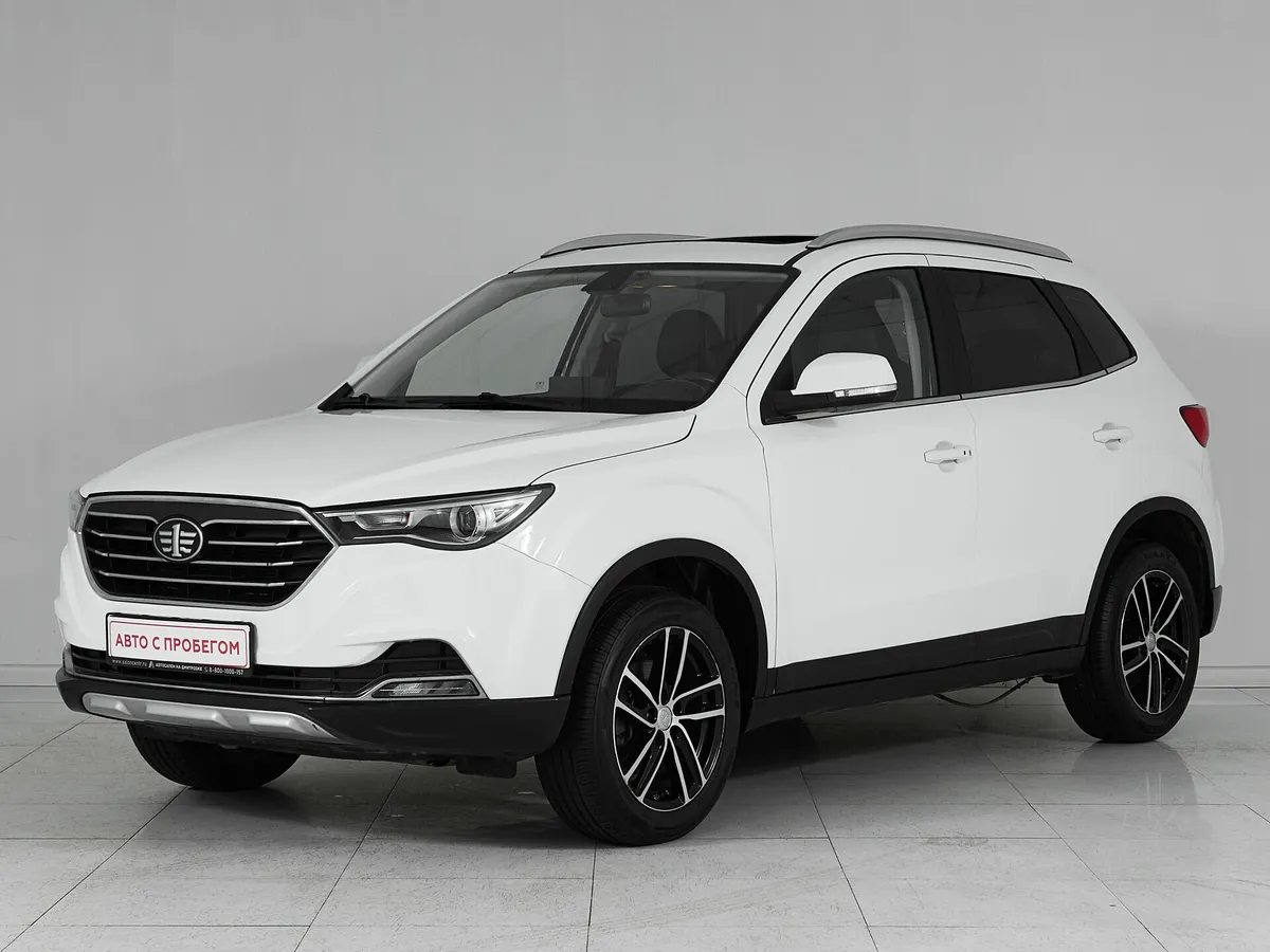 FAW Besturn X40 I · Luxury