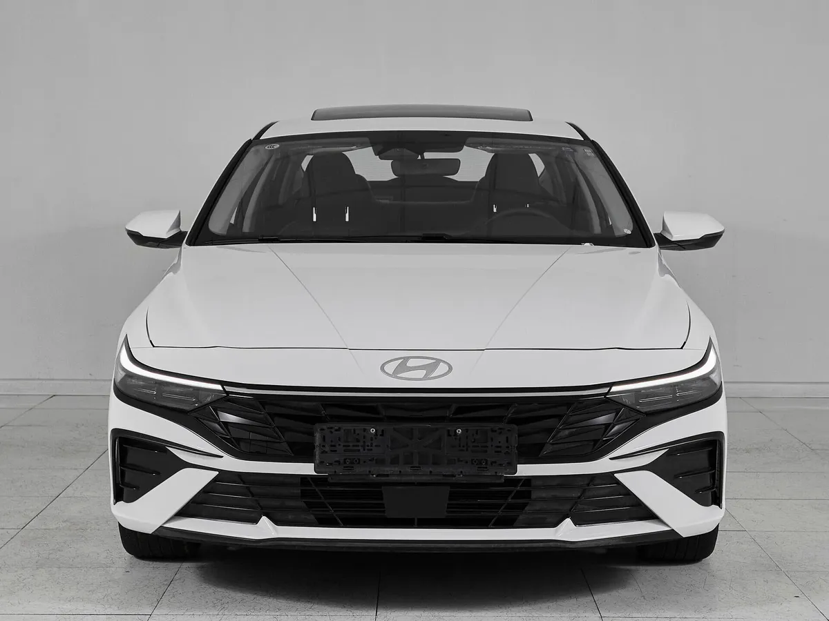 Hyundai Elantra VII (CN7) Рестайлинг · LUX — фото 2