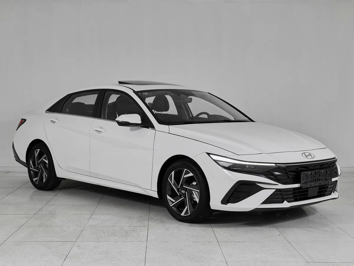 Hyundai Elantra VII (CN7) Рестайлинг · LUX — фото 3