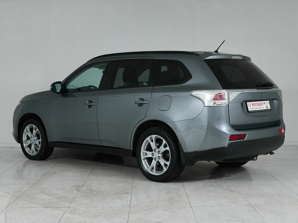 Mitsubishi Outlander III · Intense — фото 4