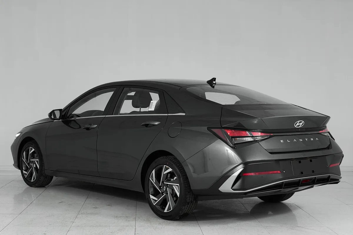 Hyundai Elantra VII (CN7) Рестайлинг · TOP — фото 4
