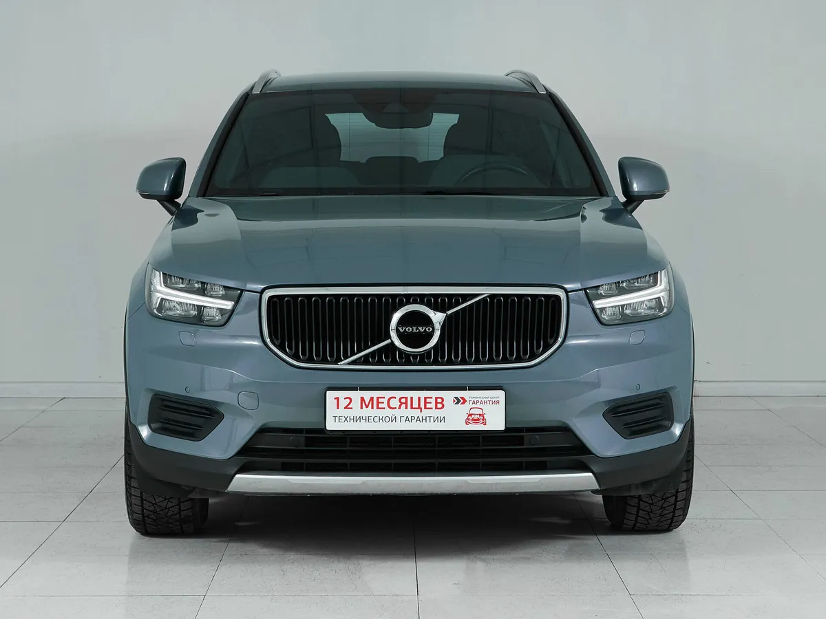 Volvo XC40 I · Momentum (MY21) — фото 2