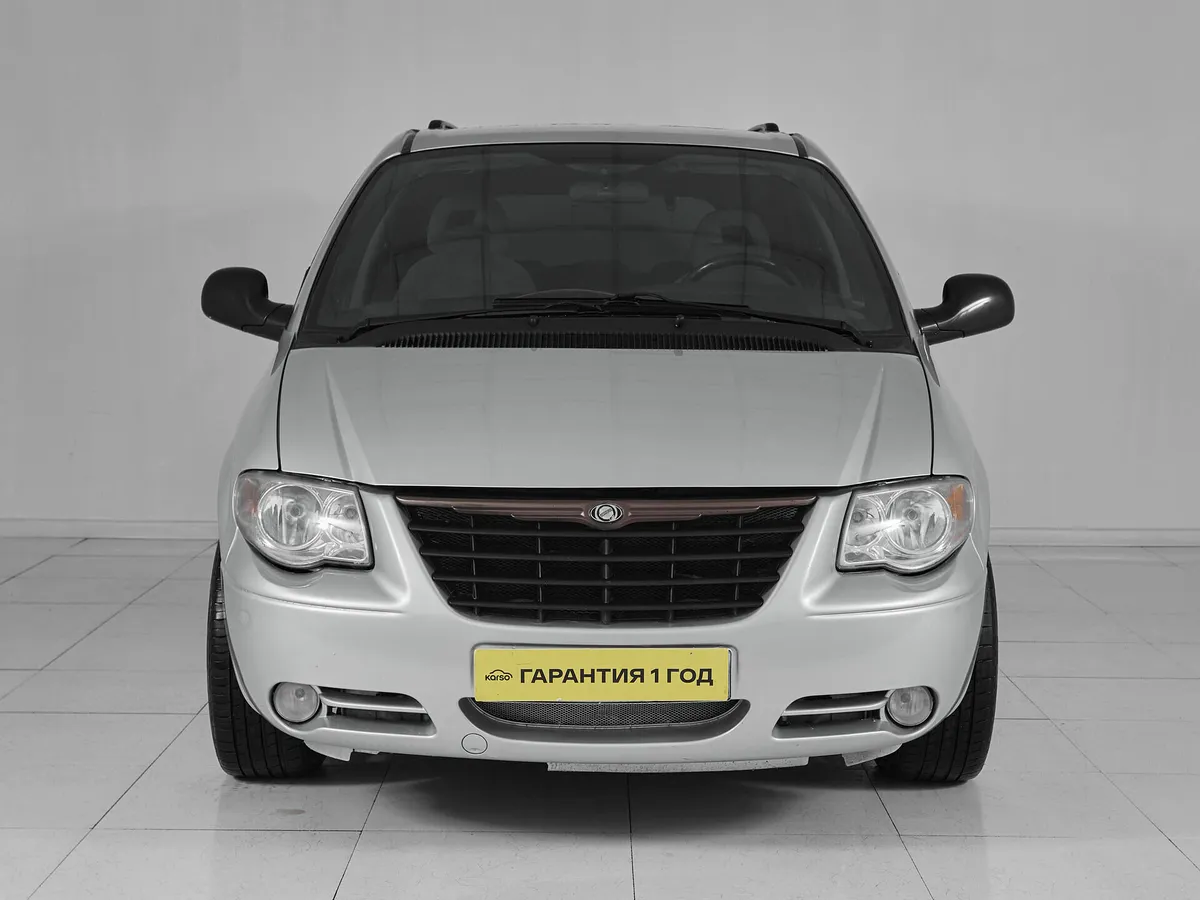 Chrysler Voyager IV Рестайлинг — фото 2