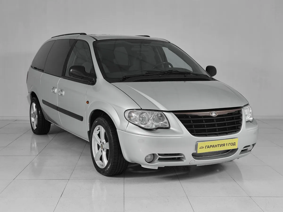 Chrysler Voyager IV Рестайлинг — фото 3