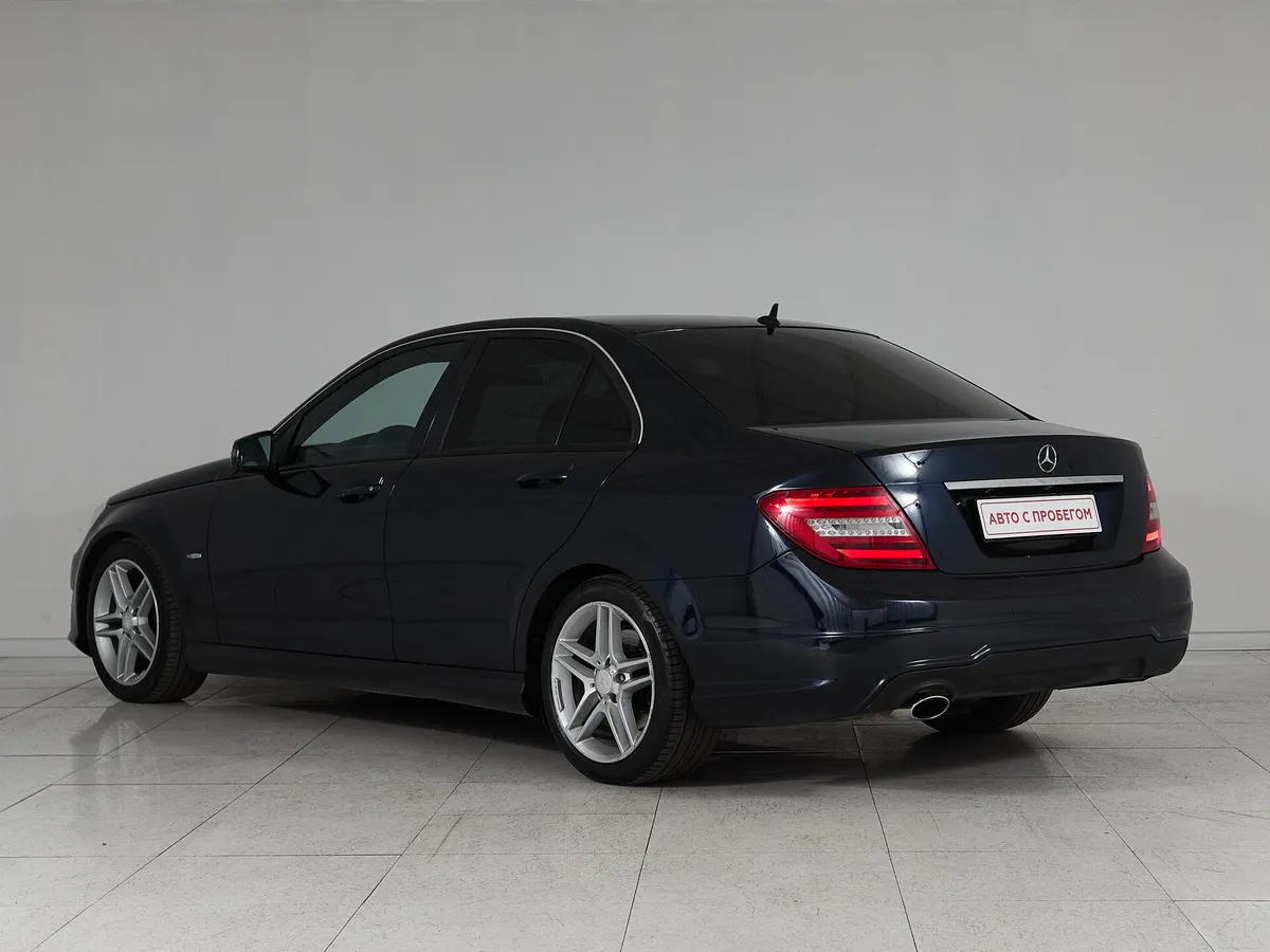 Mercedes-Benz C-Класс III (W204) — фото 4