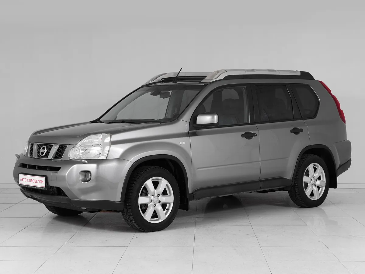Nissan X-Trail II · SE