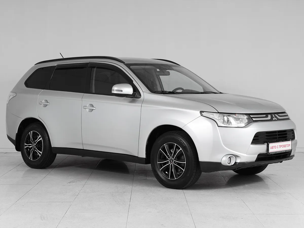Mitsubishi Outlander III · Intense — фото 3