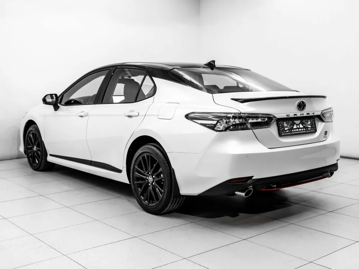 Toyota Camry VIII (XV70) Рестайлинг · GR Sport — фото 4