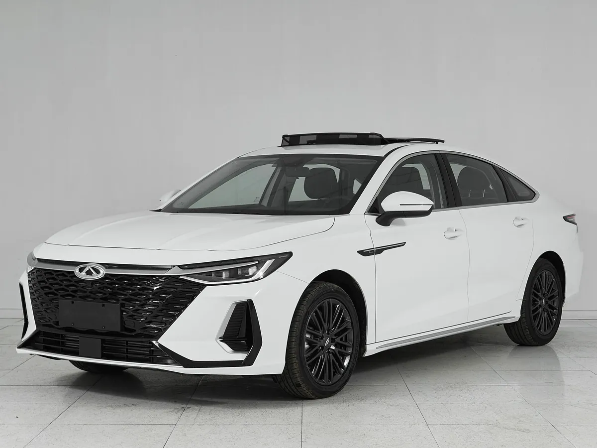 Chery Arrizo 8 I · Ultimate