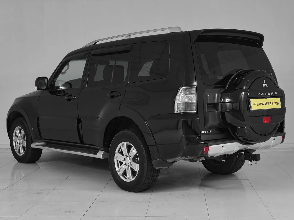 Mitsubishi Pajero IV · Instyle S06 — фото 4