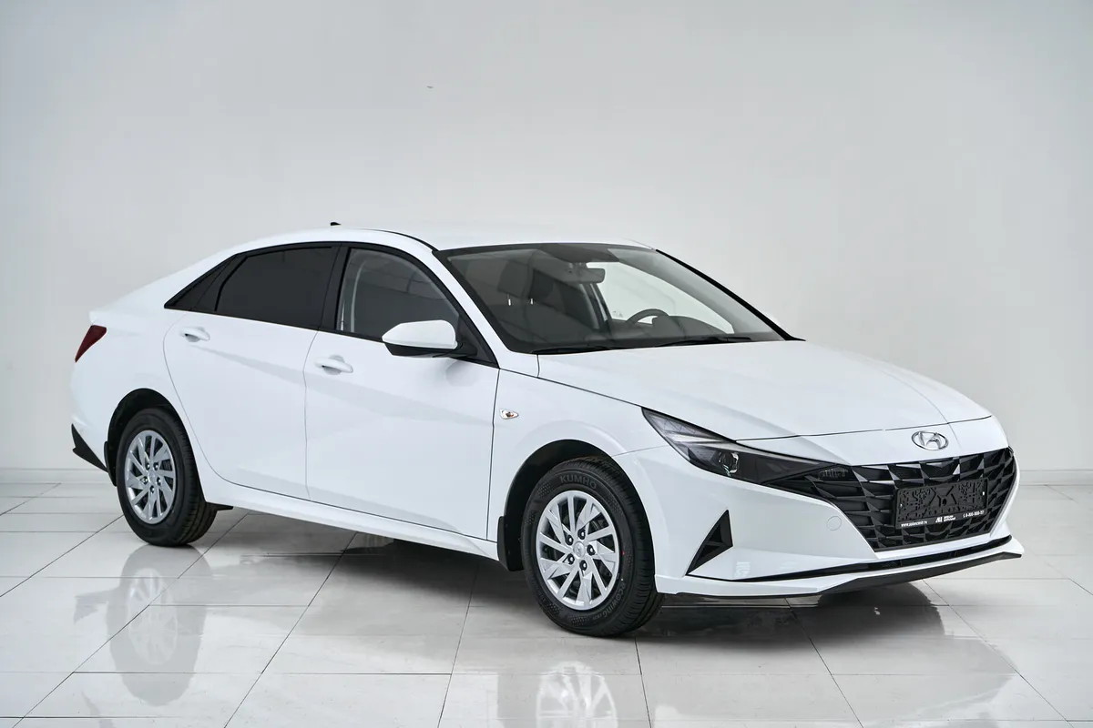 Hyundai Elantra VII (CN7) · Base (KZ) — фото 3