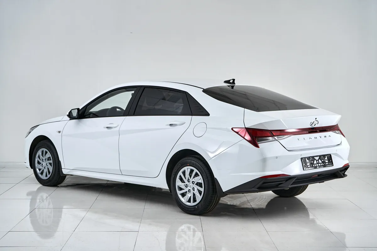 Hyundai Elantra VII (CN7) · Base (KZ) — фото 5