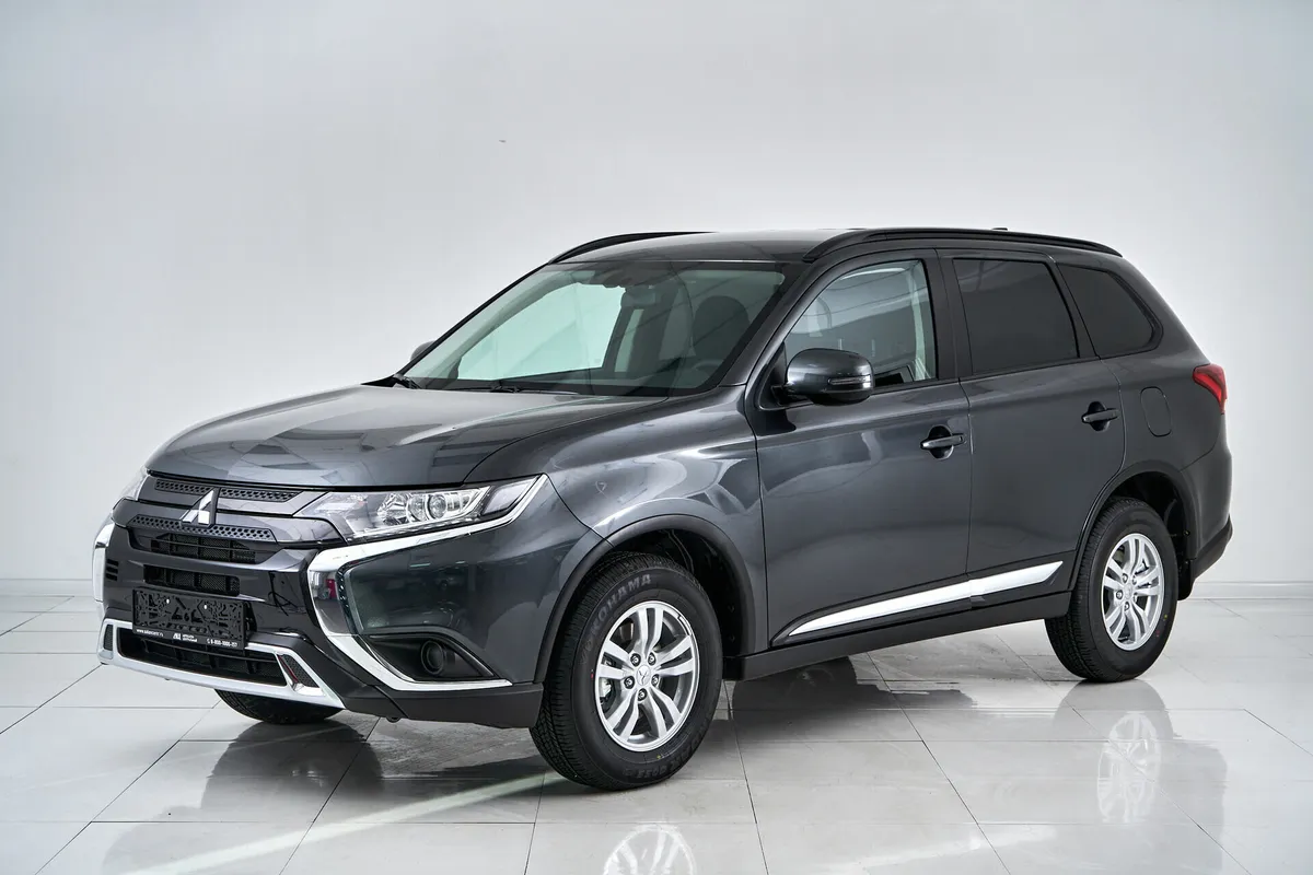 Mitsubishi Outlander III Рестайлинг 3 · Invite
