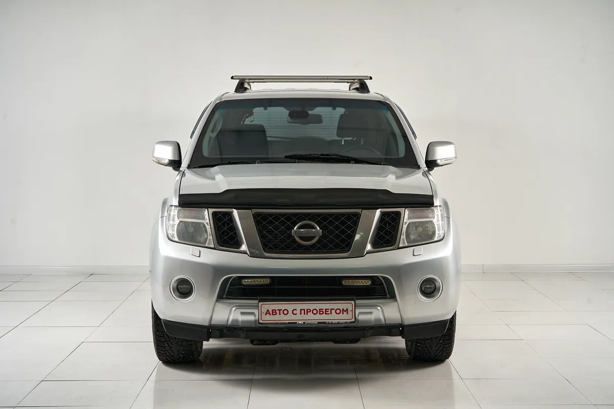 Nissan Pathfinder III Рестайлинг · SE (CC-JE) — фото 2