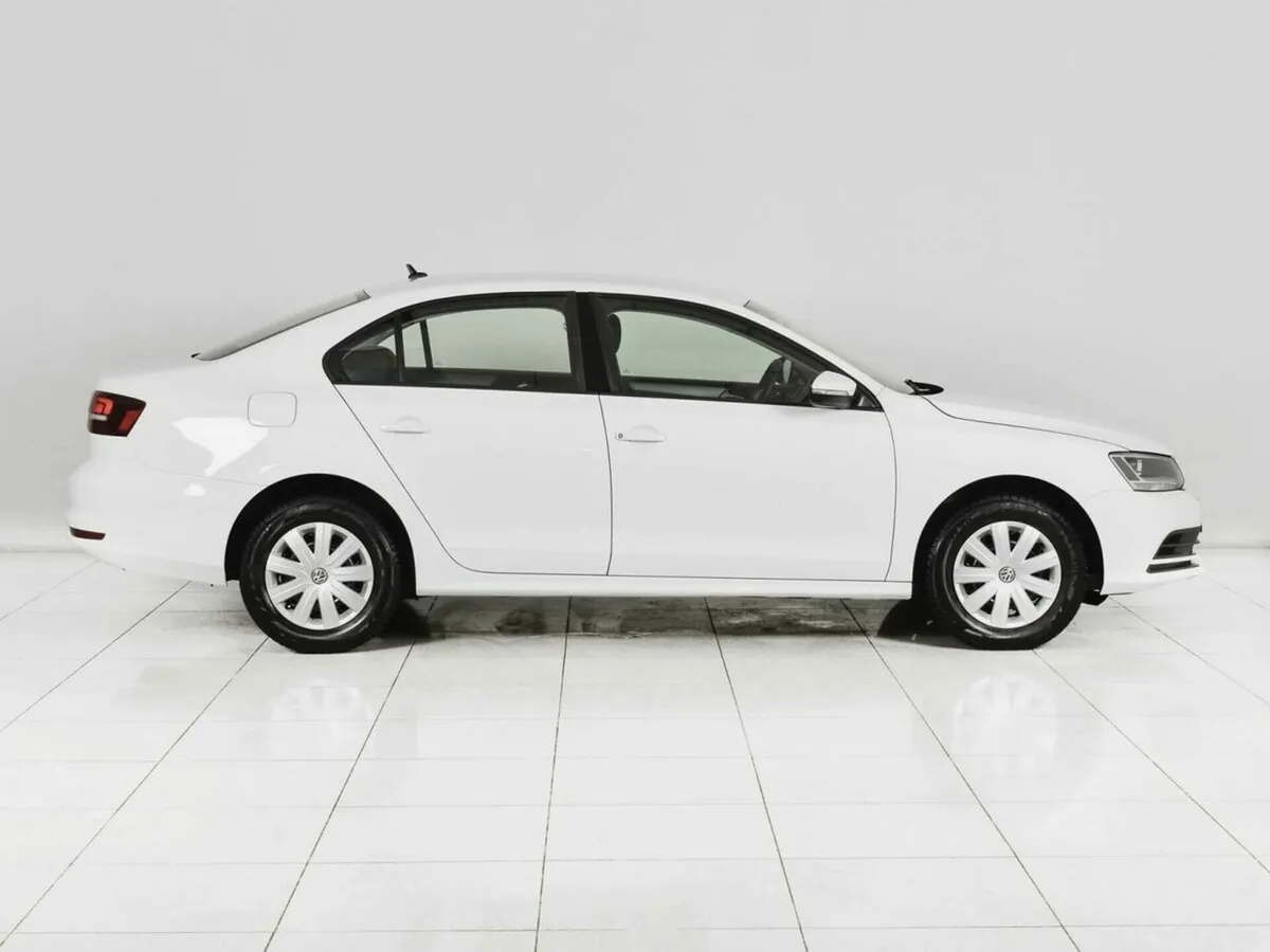Volkswagen Jetta VI Рестайлинг · Comfortline — фото 3