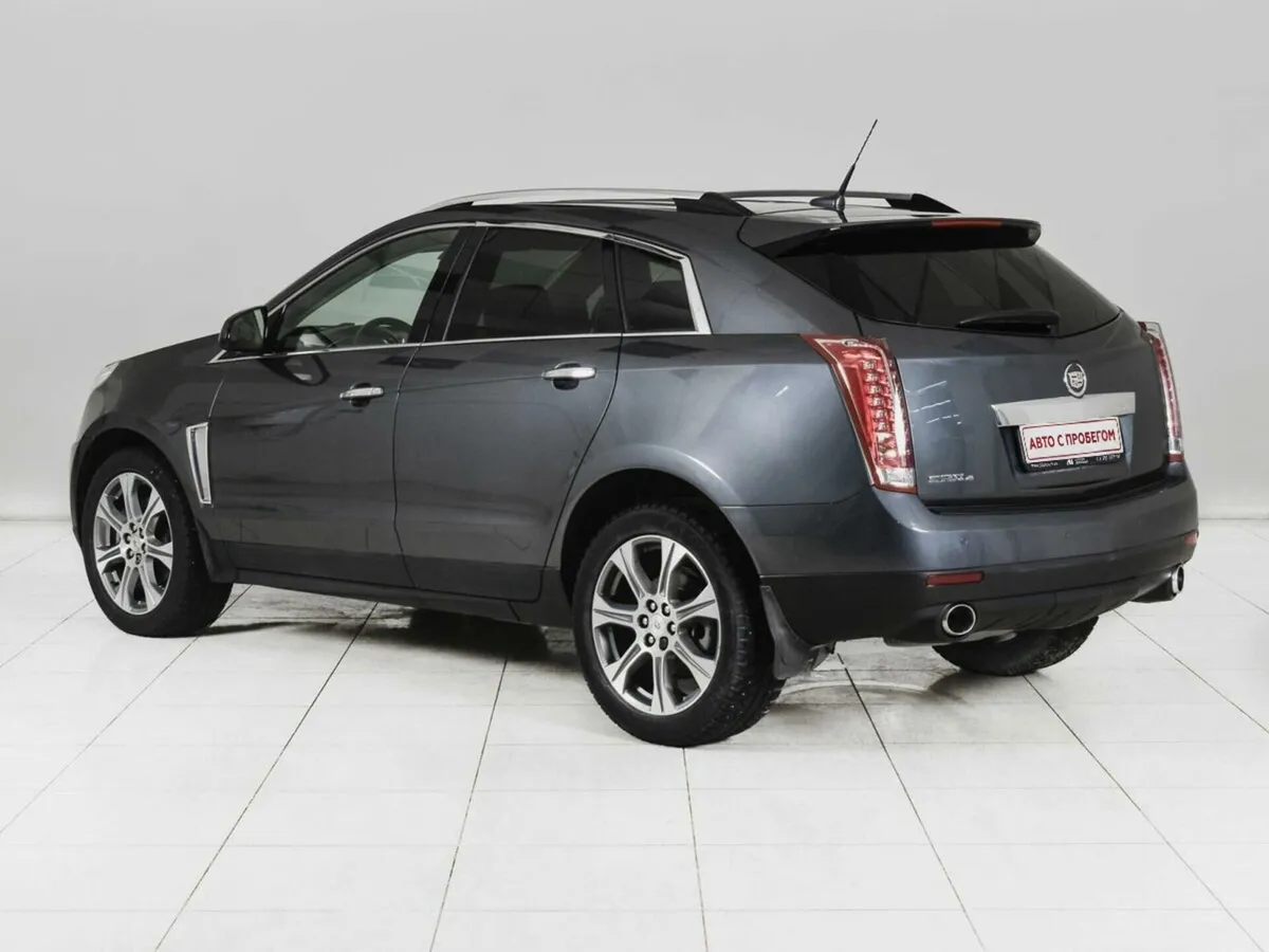Cadillac SRX II Рестайлинг — фото 2