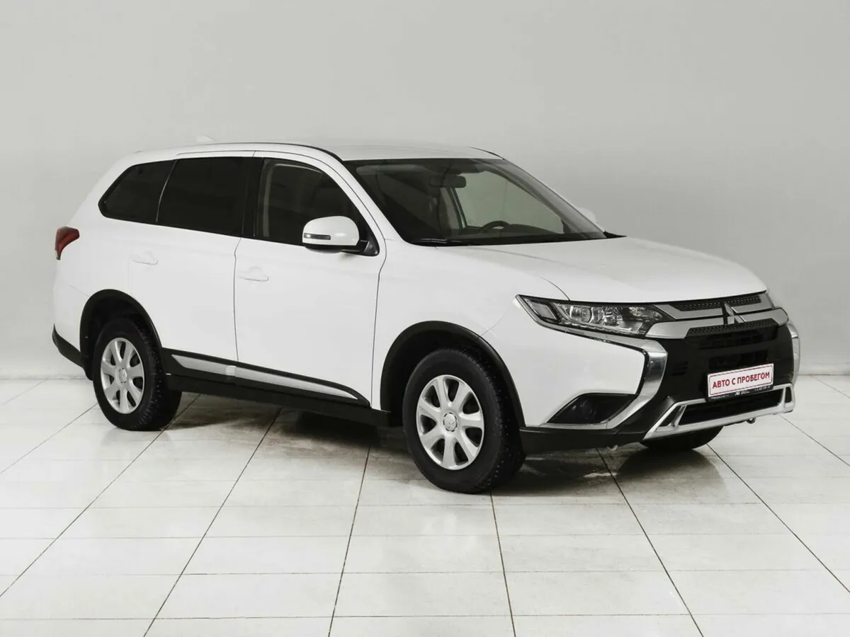 Mitsubishi Outlander III Рестайлинг 3 · Inform (2018-2021)