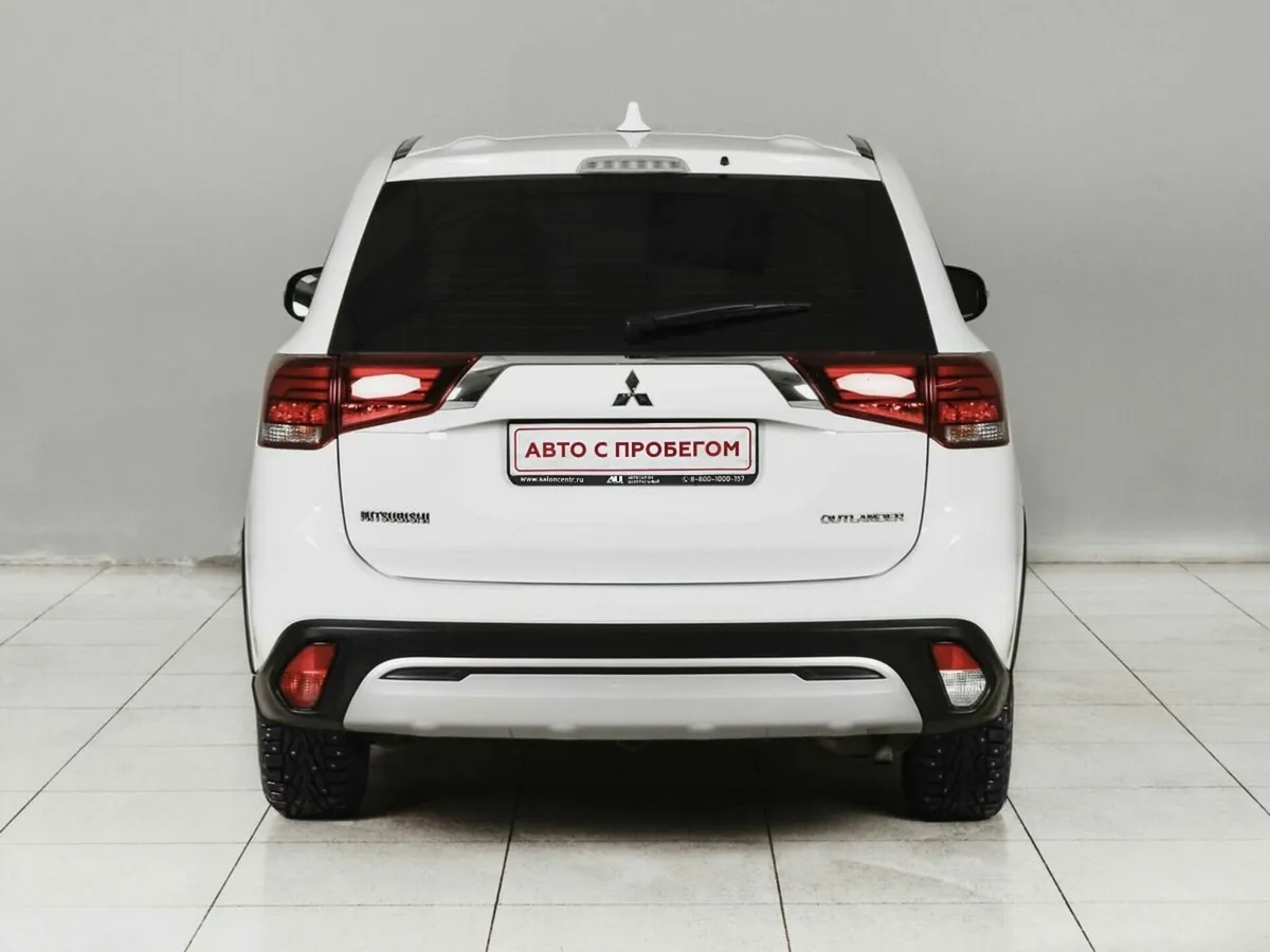 Mitsubishi Outlander III Рестайлинг 3 · Inform (2018-2021) — фото 4
