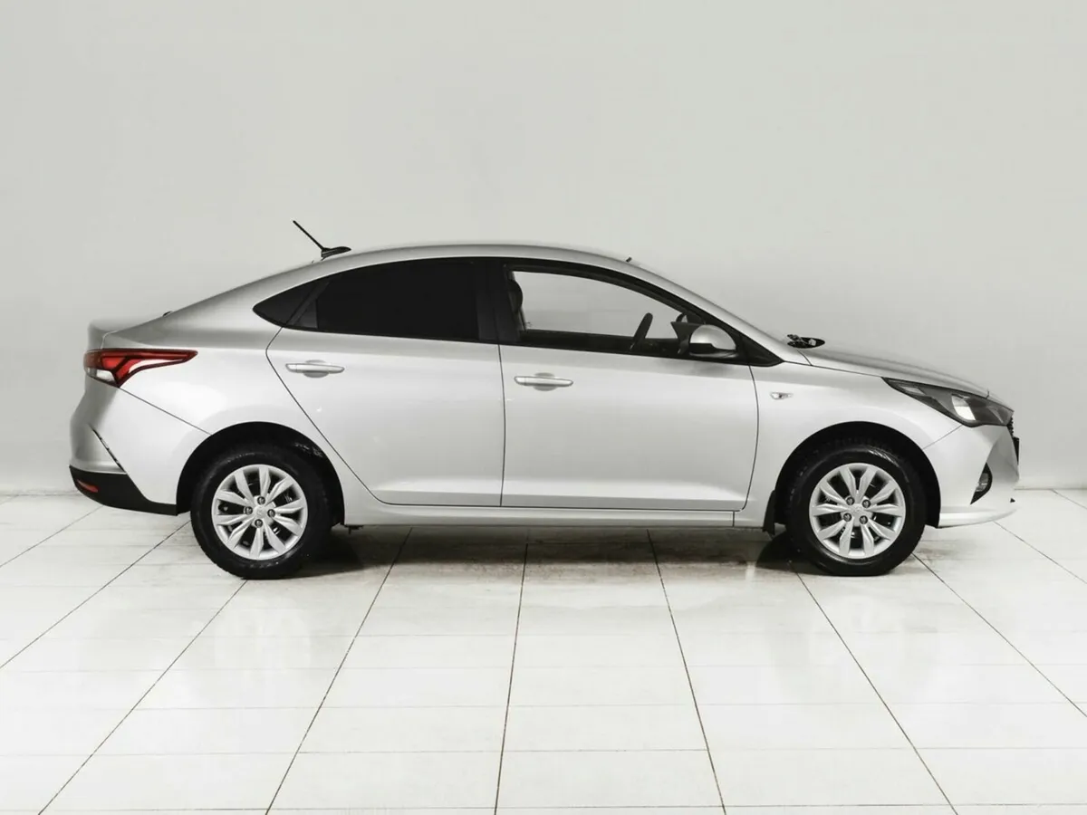 Hyundai Solaris II Рестайлинг · Comfort — фото 5