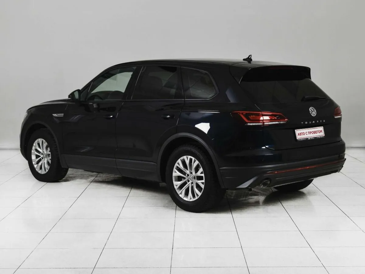 Volkswagen Touareg III · Respect (2018-2021) — фото 2