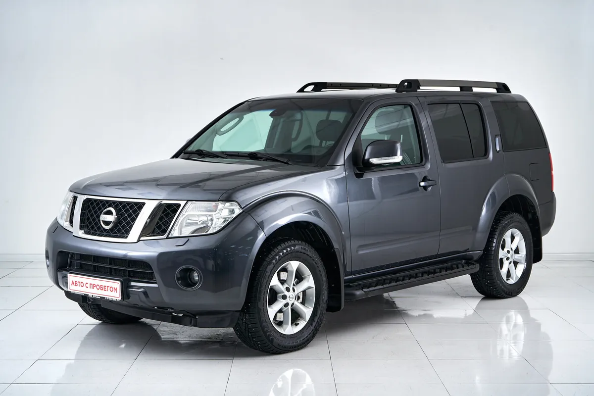Nissan Pathfinder III Рестайлинг · LE