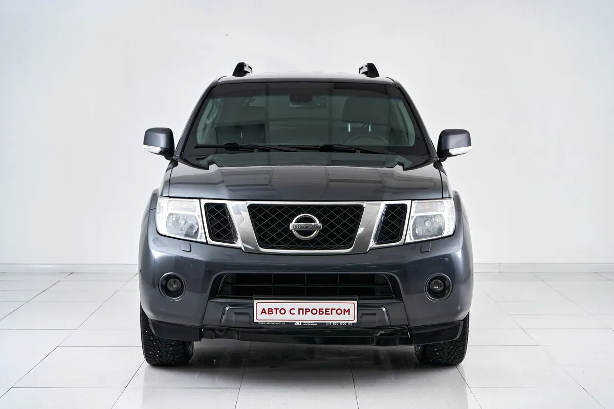 Nissan Pathfinder III Рестайлинг · LE — фото 2