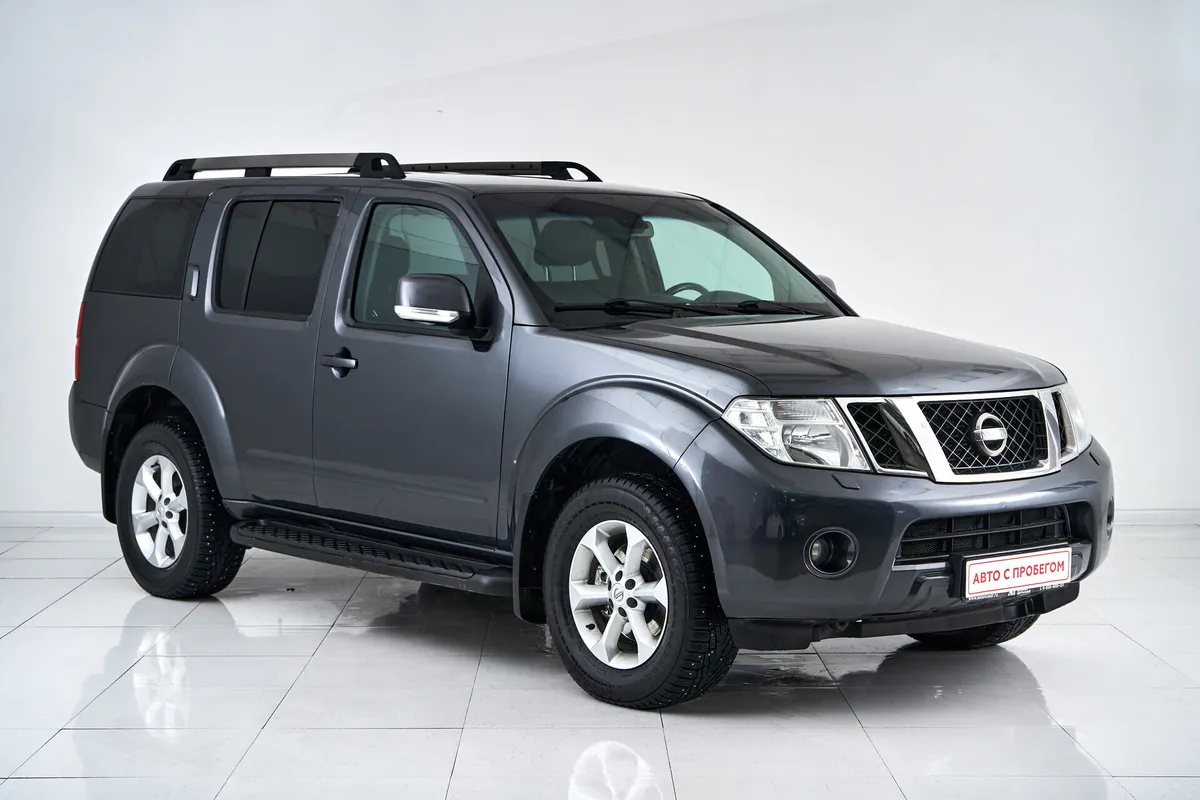 Nissan Pathfinder III Рестайлинг · LE — фото 3