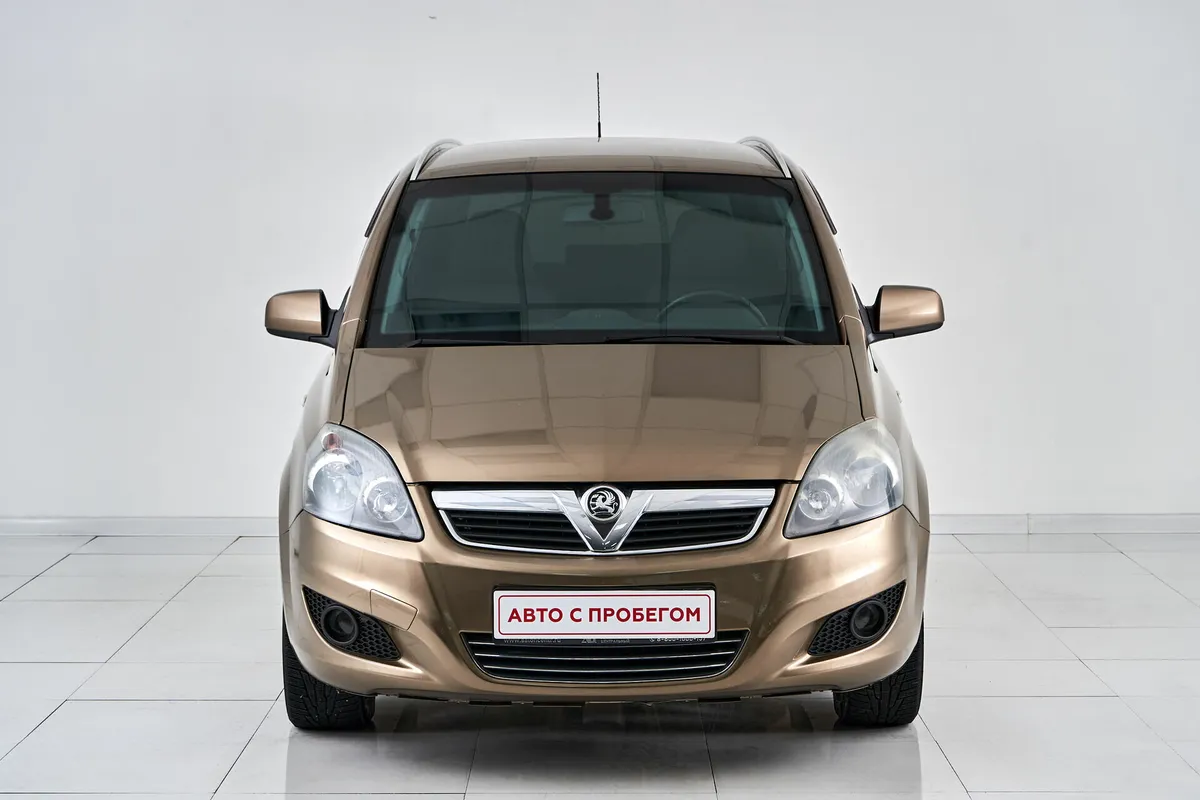 Opel Zafira B Рестайлинг — фото 2