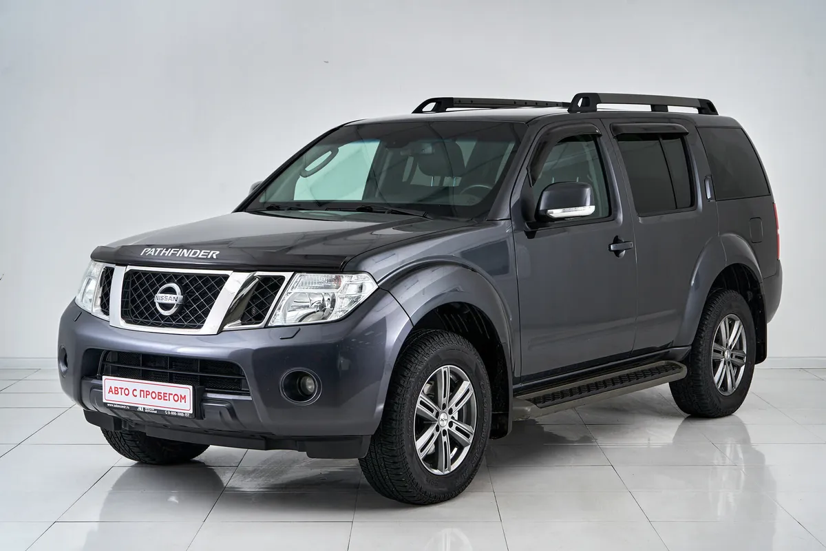 Nissan Pathfinder III Рестайлинг · LE